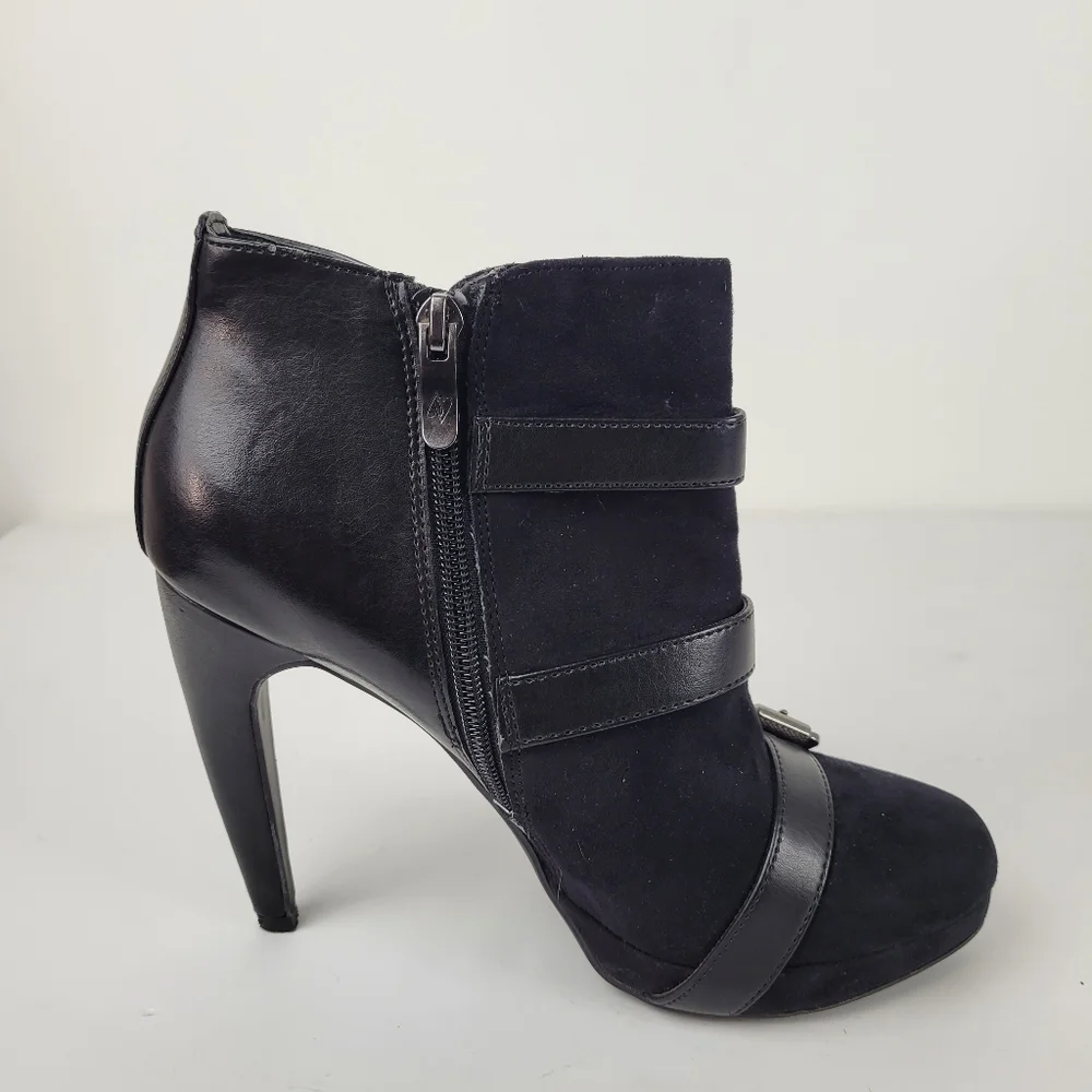 Sam & Libby Black‎ Heeled Booties Size 8